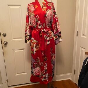 Natori Red Floral Satin Kimono